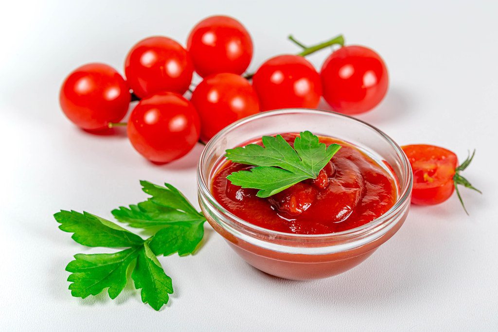 saucing tomatoes