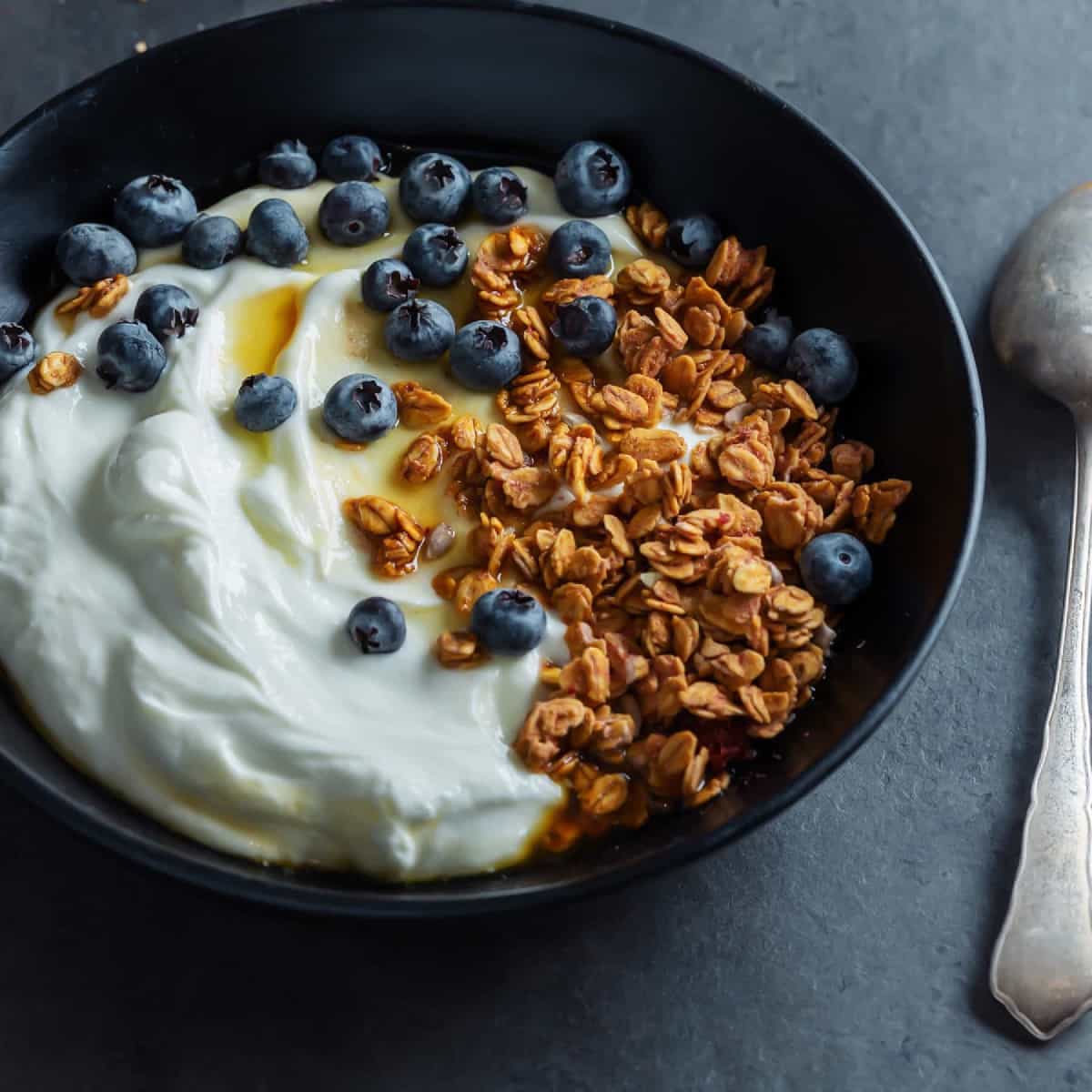 Vegan yoghurt