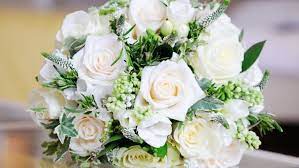 white roses bouquet
