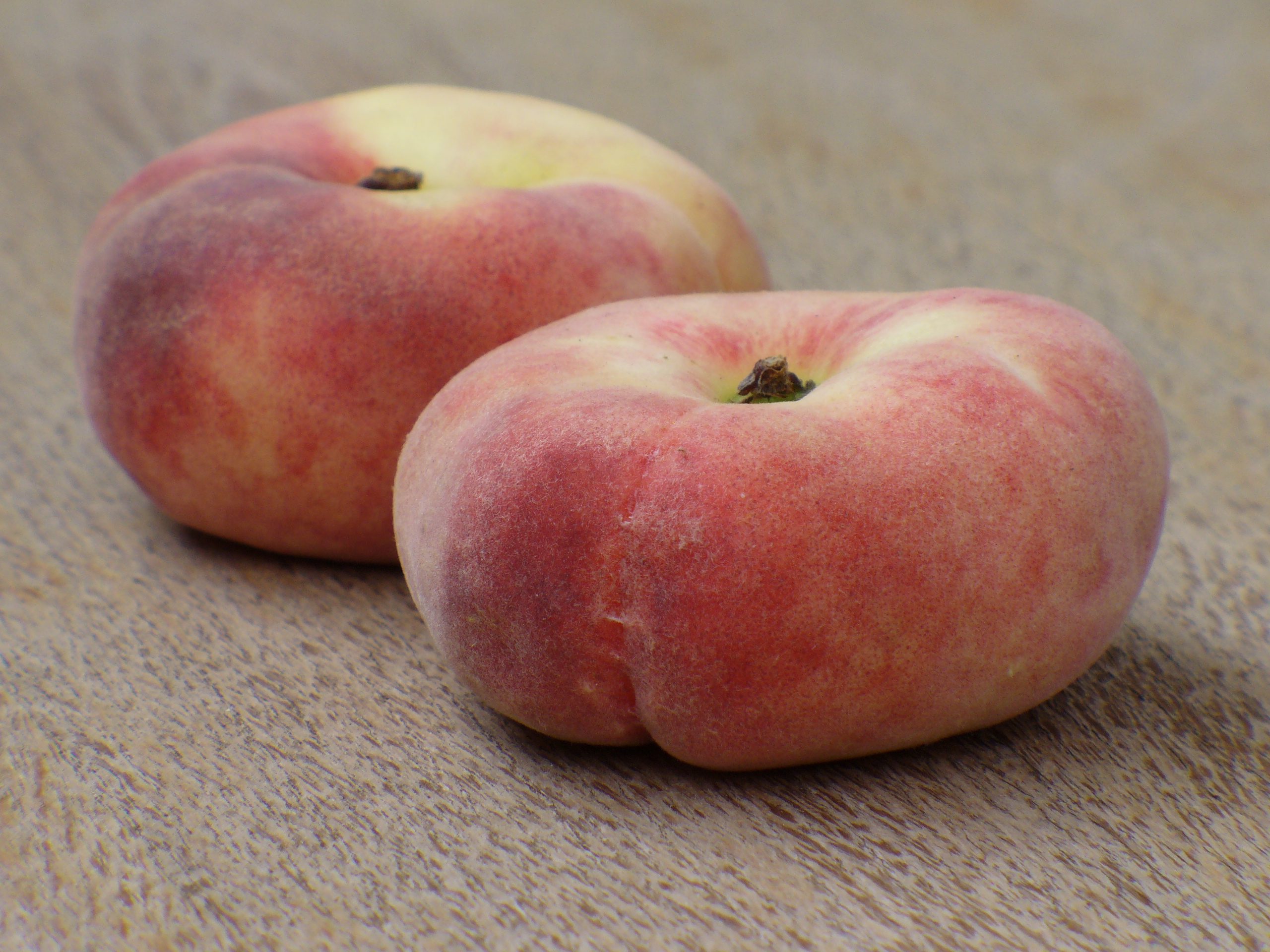 donut peach