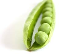 how many calories in peas