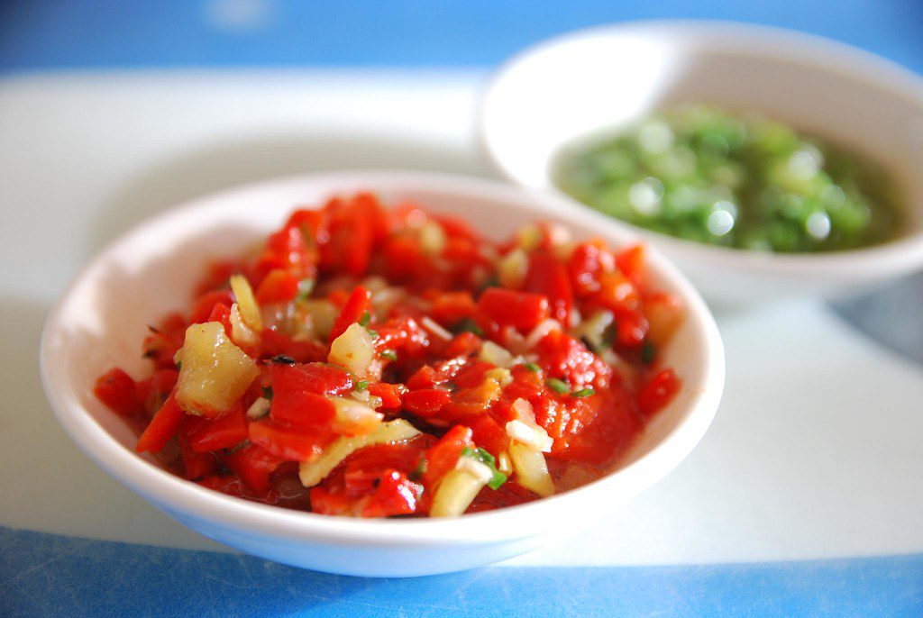 how to make tomato relish