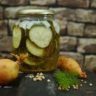 how to make crunchy pickled onions