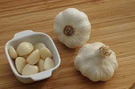 garlic crusher